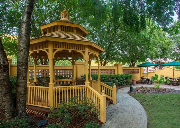 Cheap hotels La Quinta By Wyndham Charlotte Airport South